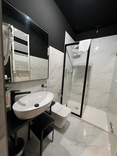 Bathroom 3, Viminale Domus, Rome