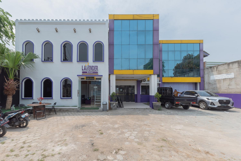 Exterior & Views 2, RedDoorz @ Jalan Pangkal Perjuangan Karawang, Karawang