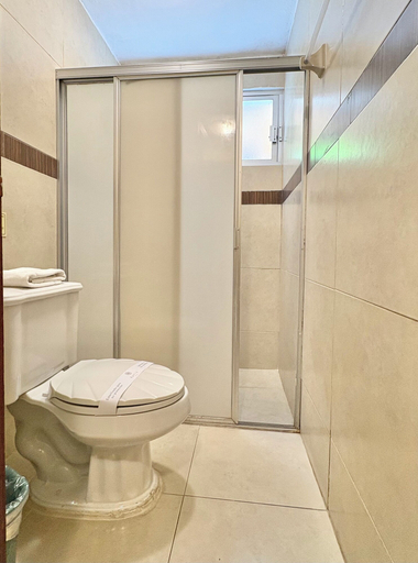 Bathroom 4, Suites Cancun Center Cancun, Isla Mujeres