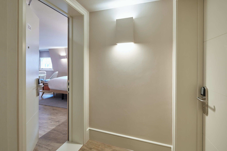 Bedroom 3, master Cannon, London
