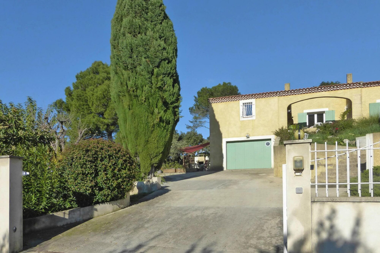 Exterior 3, Holiday Cottage With Private Terrace, Bellegarde, Gard