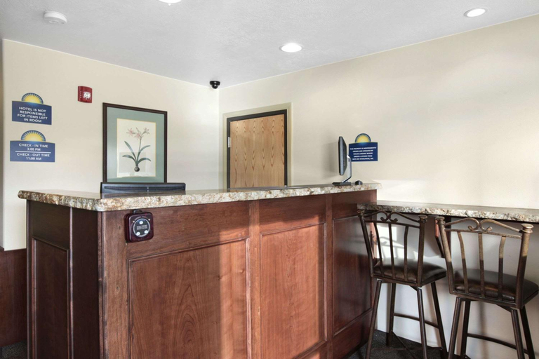 Public Area 2, Days Inn by Wyndham Beaver, Beaver