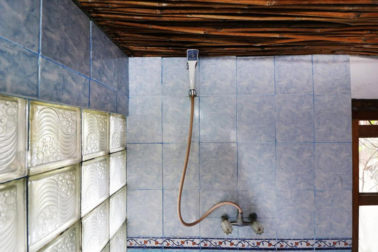 Bathroom 11
