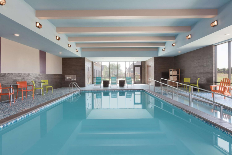 Sport & Beauty, Home2 Suites by Hilton Oklahoma City Quail Springs, Oklahoma
