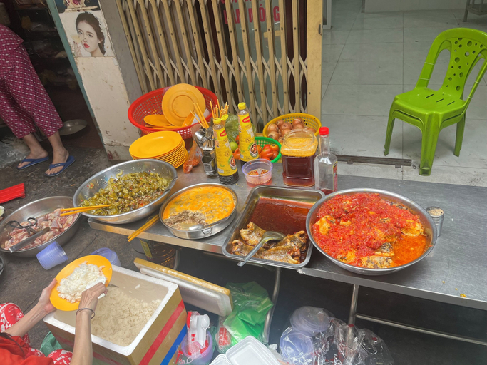 Food & Drinks 5, Mai Mai Hostel Homestay, District 1
