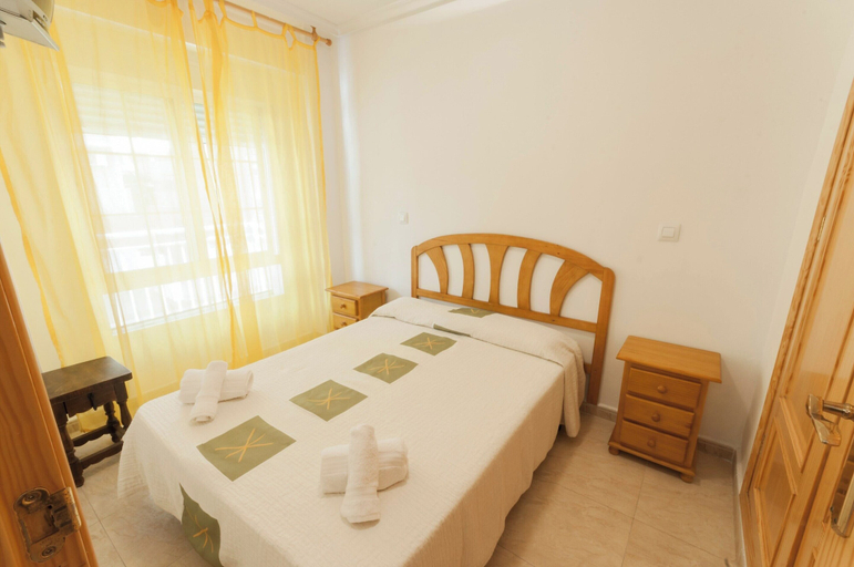 Room 3, Atlantic - Apartment In Grau I Platja, Valencia
