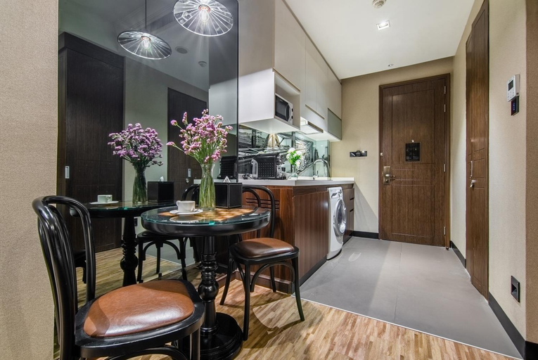 Dining Room 5