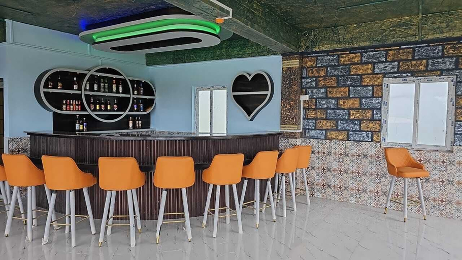 Food & Drinks 5, HOTEL KANGAROO, South Andaman