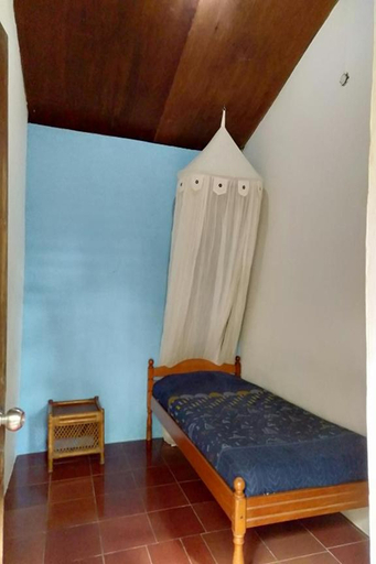 Bedroom 13