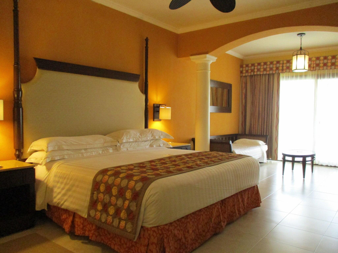 Bedroom 3, Barcelo Maya Palace, Cozumel