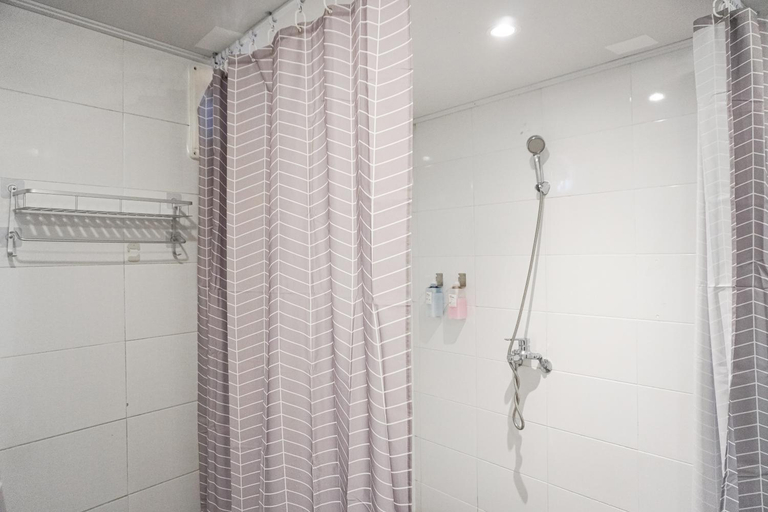 Bathroom 5, Dongseongro Zero Guesthouse, Buk