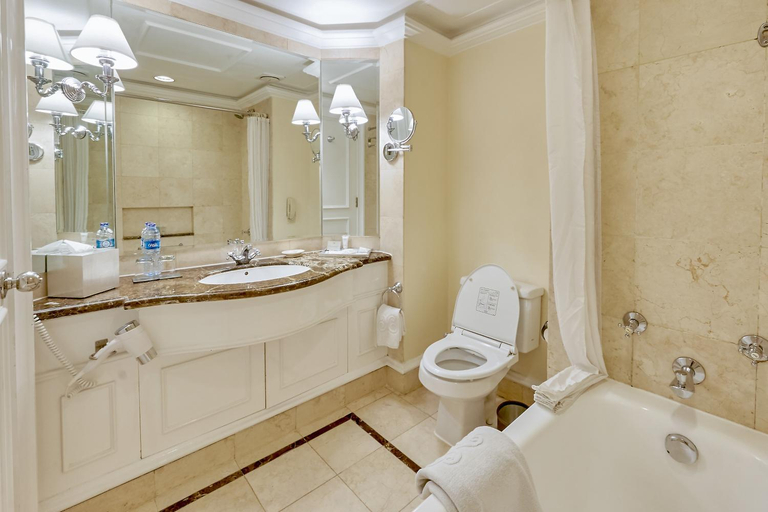 Bathroom 7