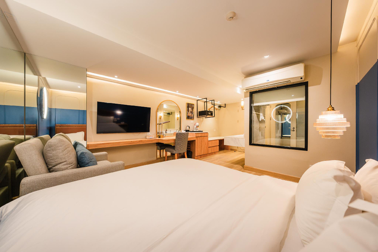 Bedroom 29
