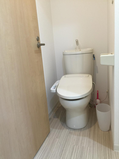 Bathroom 3, Issyuku hostel                                                                             , Taitō