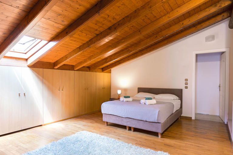 Bedroom 3, Moraitis Mansion, Ionian Islands