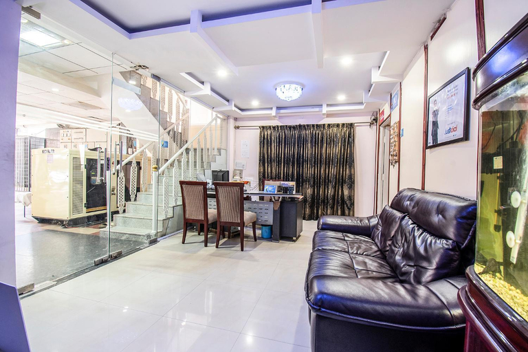 Public Area 2, FabHotel Oriental Suites III, Bangalore