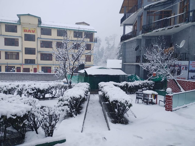 Exterior & Views 2, Manali Curve, Kullu
