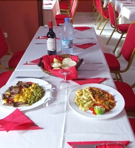 Food & Drinks 2, Residence La Corniche, Dakar