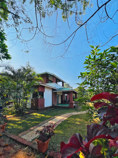 Others 5, Amore Villa, Satara
