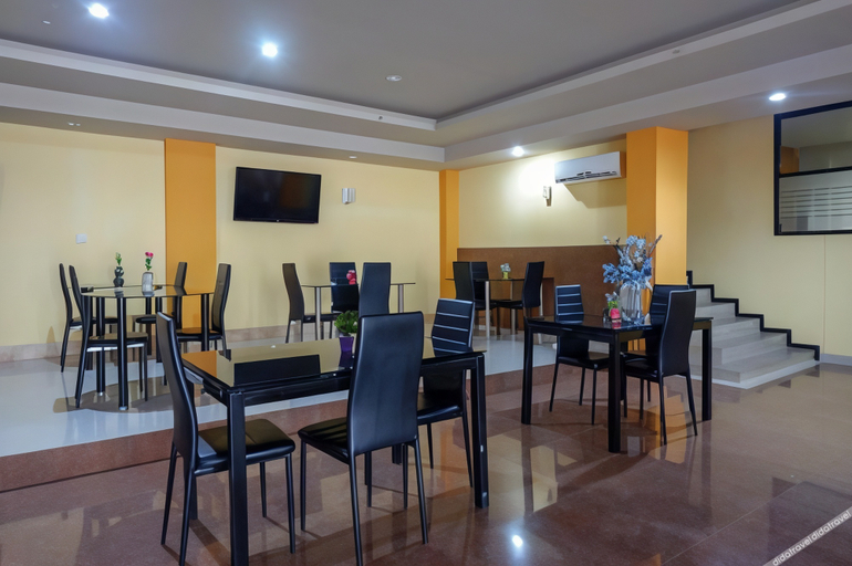Food & Drinks 5, RedDoorz Plus @ Cameloan Hotel Palu, Palu