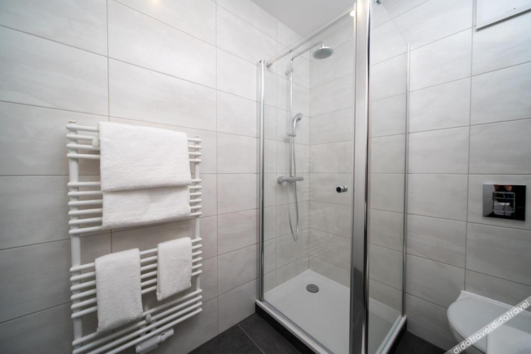 Bathroom 3, Emily Hotel Leipzig Neue Messe, Leipzig