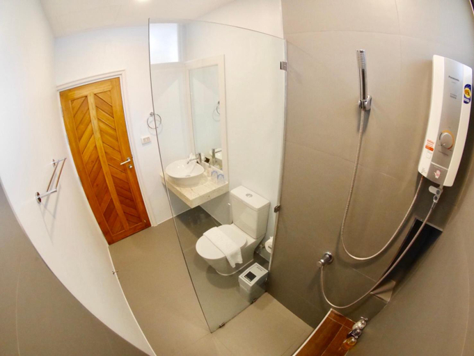 Bathroom 4, Phuruakeeree Resort, Phu Rua