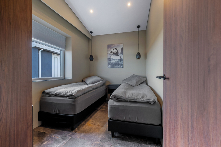 Bedroom 2, ベイビューアパート, Sandgerði