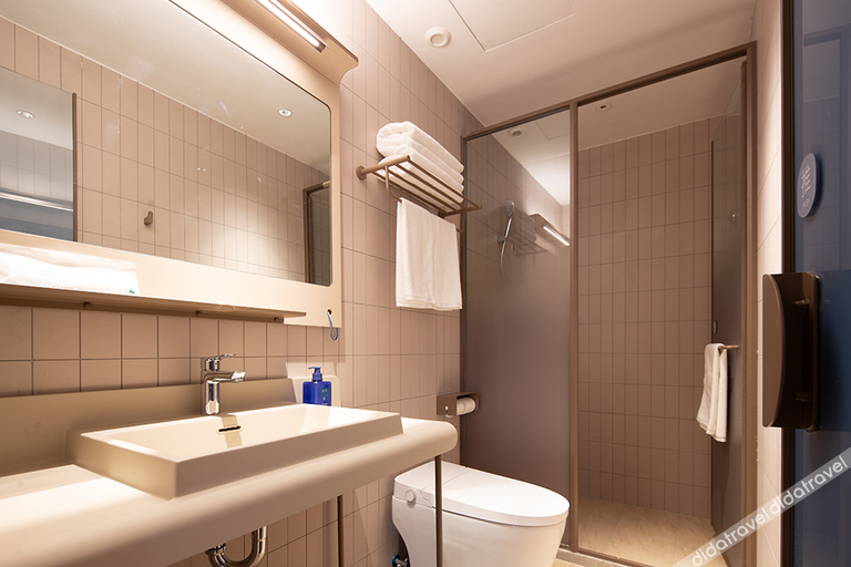 Bathroom 2, Hanting Hotel Pingdingshan Jia County, Pingdingshan