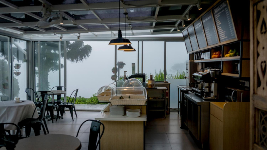 Food & Drinks 5, The Jerai Hill Resort, Yan