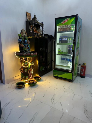 Food & Drinks 5, Hotel Star Marigold, Delhi
