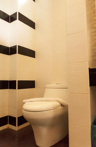 Bathroom 4, The Jerai Hill Resort, Yan