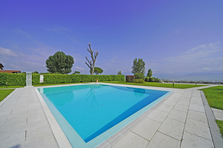 Room 2, Il Porticciolo P1 12 by Wonderful Italy, Brescia