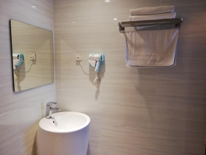 Bathroom 6