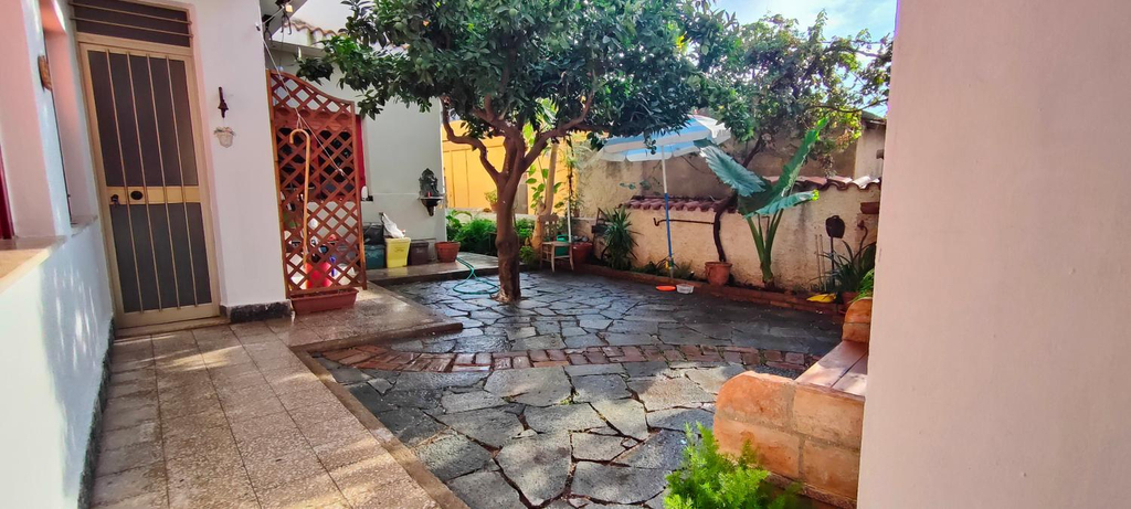 Garden 3, Xenion Guest House, Reggio Di Calabria