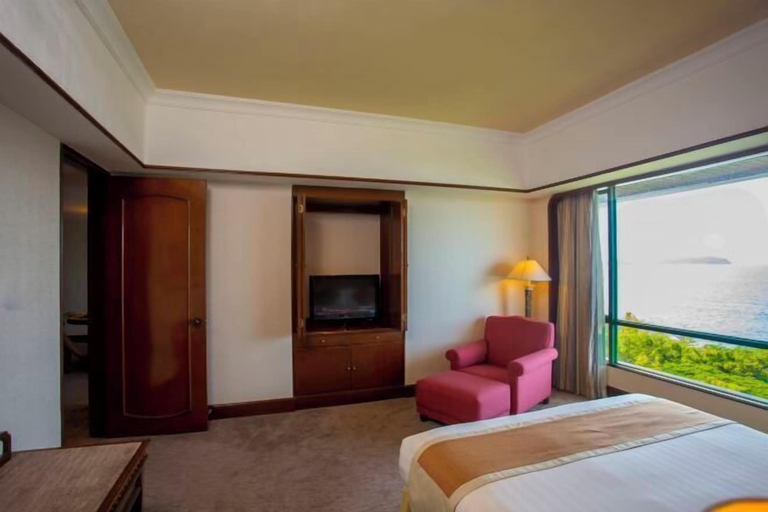 Bedroom 5