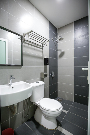 Bathroom 4, Merrinton Hotel Temerloh, Temerloh