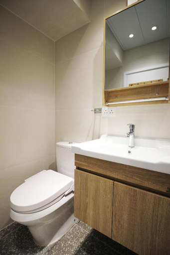 Bathroom 5, L'etoile Hella Inn, Kowloon