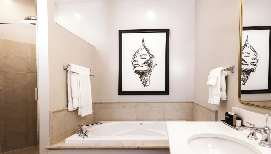 Bathroom 4, The Delafield Hotel, Waukesha