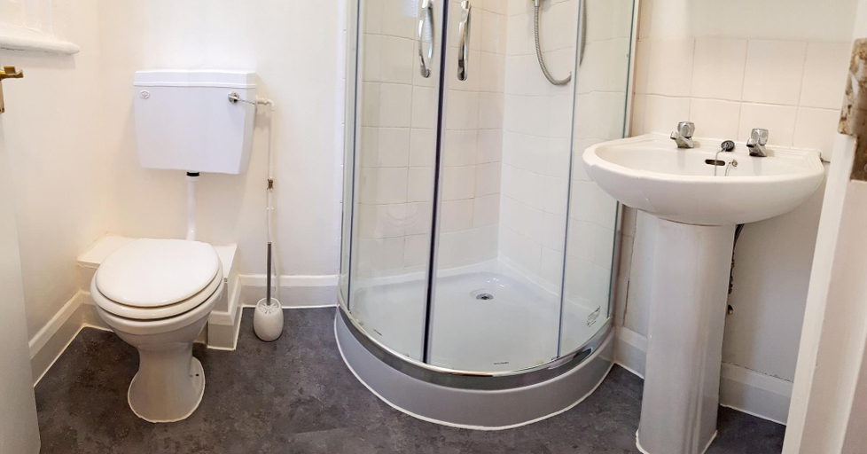 Bathroom 4, The Greenwich Pensioner, London