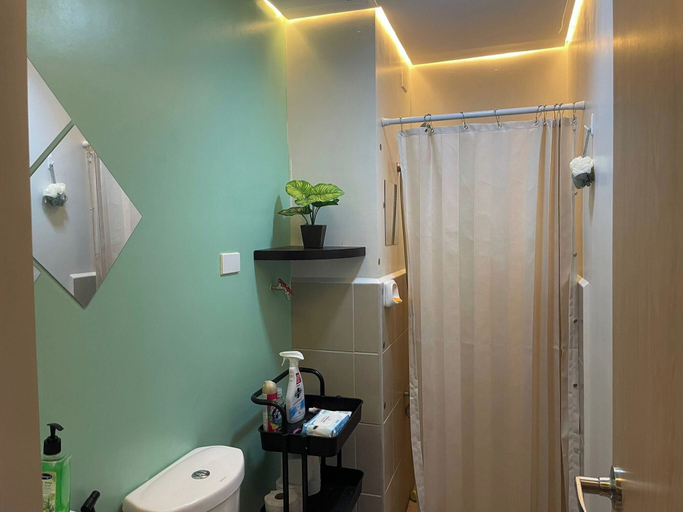 Bathroom, Poolside Apartment - Sleeps 4 Ac & Hot Shower, Marilao