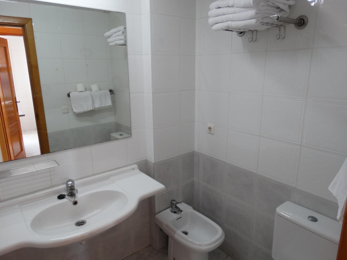 Bathroom 5, Apartamentos Beni-Beach, Alicante
