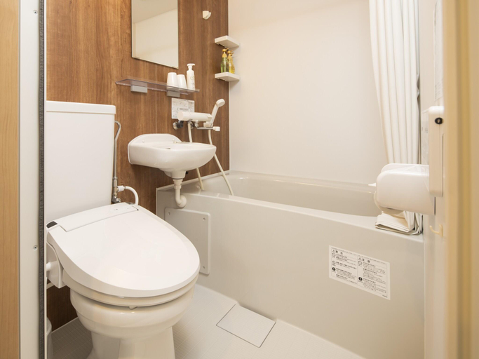 Bathroom 4, Business Inn Norte, Sapporo