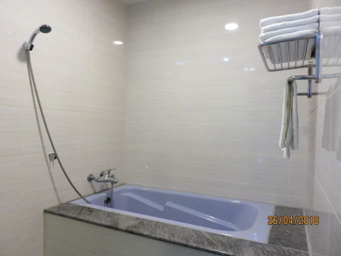 Bathroom, Mao Hua Motel, Taichung