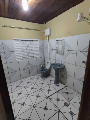 Bathroom 3, Hotel Líder, Cáceres