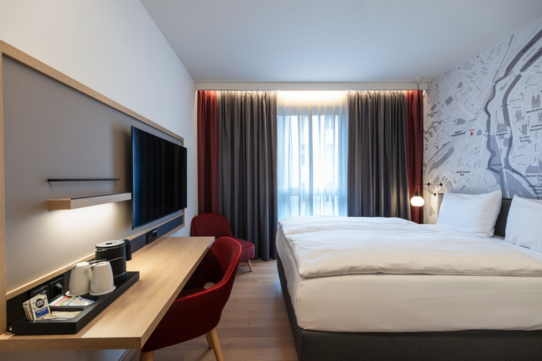 Bedroom 3, IntercityHotel Lübeck, Lübeck