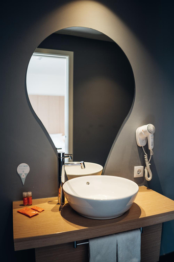 Bathroom 4, Hotel Princesa Lisboa Centro, Lisbon