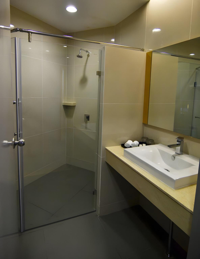 Bathroom 4, Hotel N°5, Penampang