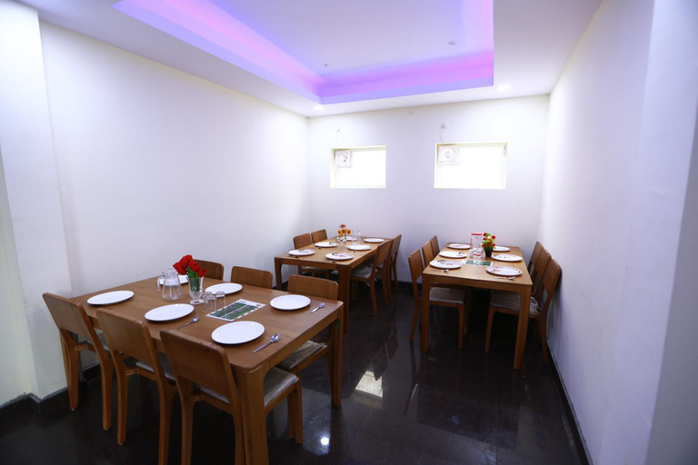 Food & Drinks 5, Tulips Valley View Resorts, The Nilgiris