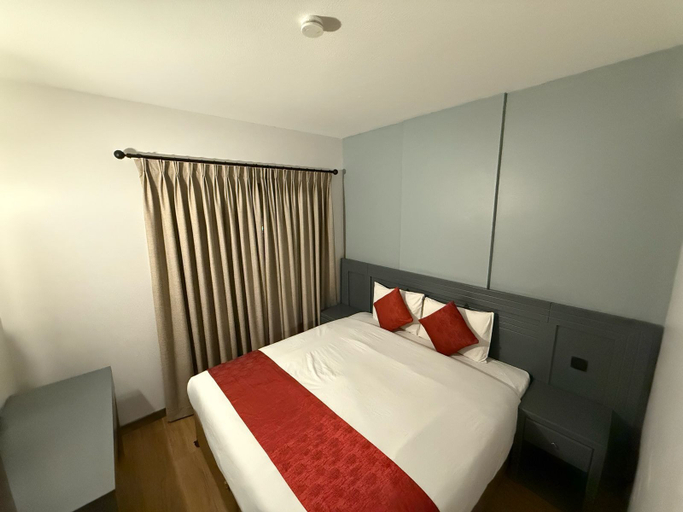 Bedroom 2, AL SHARQ HOTEL L L C, Sharjah City