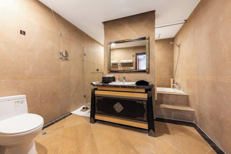 Bathroom 3, Xinhua Hotel Fairy Mountain, Chongqing